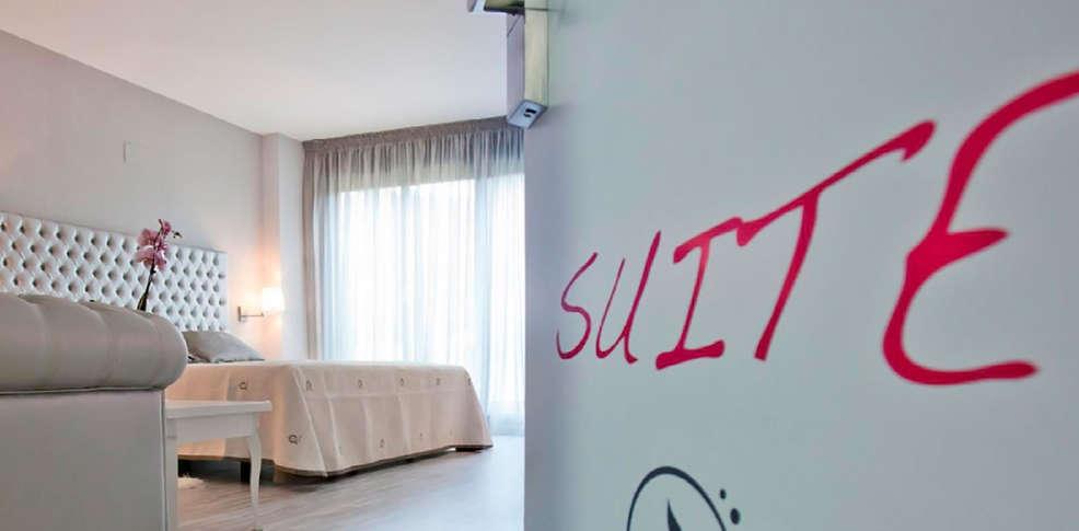 Alix Boutique Hotel Arteixo Ngoại thất bức ảnh